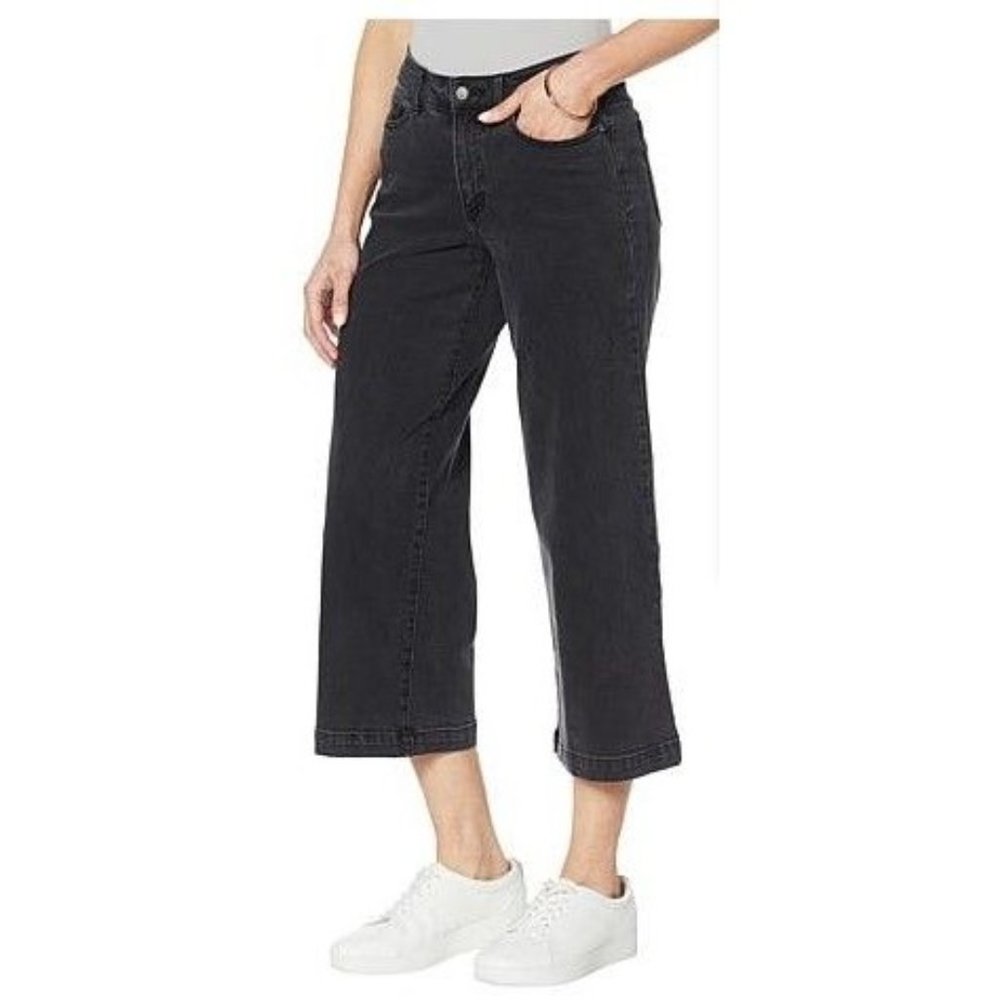 G by Giuliana Wide-Leg Vintage Black Wash Cropped Jean 731-992 Size 2